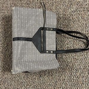 Stella and Dot Tote